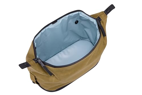 Thule Aion Toiletry Bag - Water-resistant bag for toiletries, makeup and shaving essentials - Removable liquids bag included - Easy to clean - Snap loop to easily hang - Waxed, PFC-free fabric