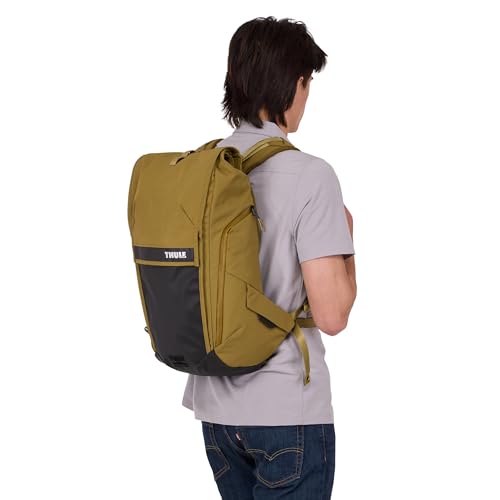 Thule Paramount Bike Commuter Backpack - 20L Capacity - Adjustable fit - 16" Padded Laptop Sleeve and 11" Tablet Pocket - Rolltop Closure - Side Phone Pocket - Taillight Loop