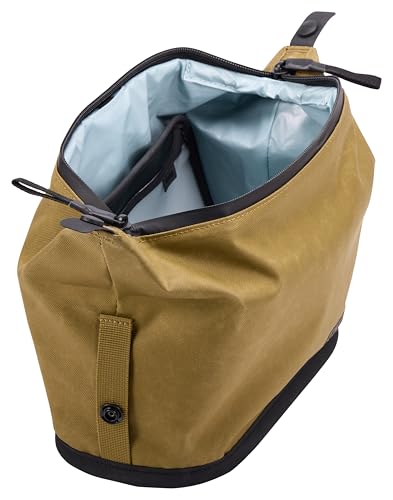 Thule Aion Toiletry Bag - Water-resistant bag for toiletries, makeup and shaving essentials - Removable liquids bag included - Easy to clean - Snap loop to easily hang - Waxed, PFC-free fabric