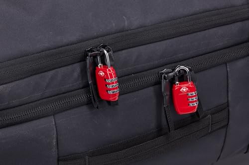 Thule Aion 70cm Wheeled Duffel - Wet/Dirty storage pocket - Smooth rolling wheels - Interior compression straps - Lockable exterior zippers - 100% recycled fabrics - Waxed, PFC-free fabric