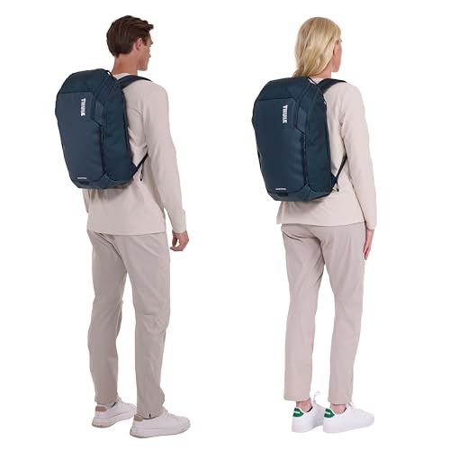 Thule Chasm 26L Backpack,Durable Water-Resistant Recycled Materials,Mesh Pockets Organization, Side Zipper Easy Access