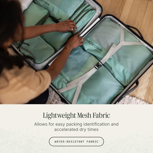 Eagle Creek Pack-It Reveal Cube - Lightweight Packing Cubes for Optimizing Luggage Space - Easy to Carry - Mesh Fabric - Water-Resistant - Easy Grab Zipper - Medium - Willow Green