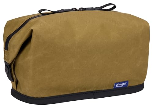 Thule Aion Toiletry Bag - Water-resistant bag for toiletries, makeup and shaving essentials - Removable liquids bag included - Easy to clean - Snap loop to easily hang - Waxed, PFC-free fabric