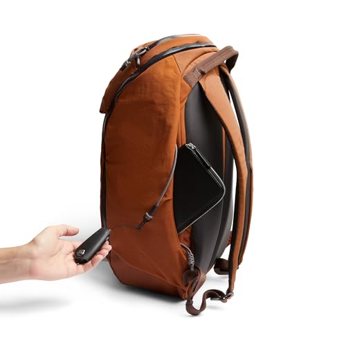 Bellroy Venture Ready Pack 26L (with luggage pass-through) - Bronze