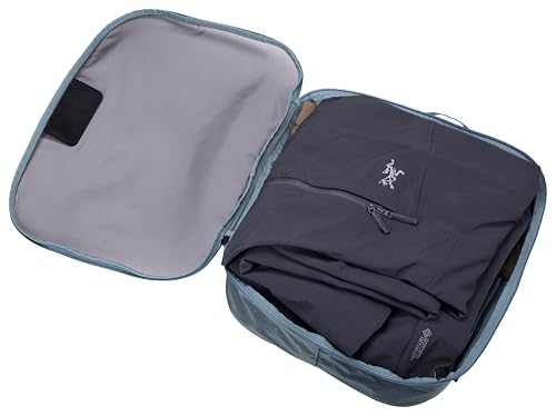 Thule Packing Cube, Size Large, Transparent Fabric, Organize bulkier Items, Easy to Pack, YKK Zippers