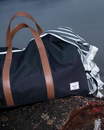 Herschel Novel™ Duffle, Black, Standard - 43L