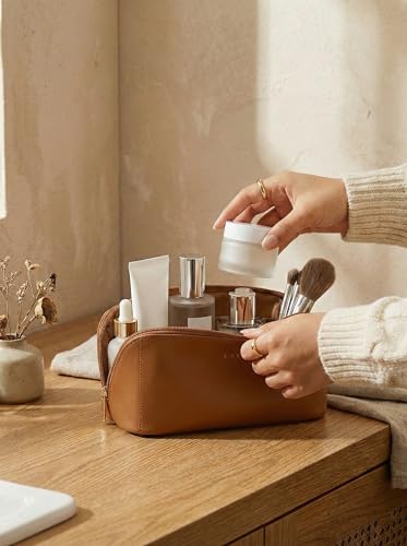 EACHY Travel Makeup Bag,Large Capacity Cosmetic Bags for Women,Waterproof Portable Pouch Open Flat Toiletry Bag Make up Bag with Divider and Handle, Gifts for Women (Brown, Medium)