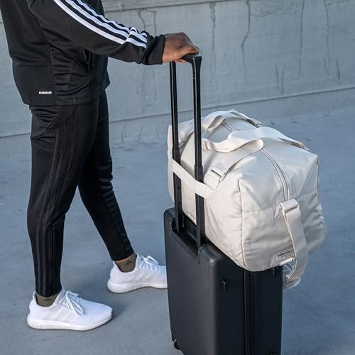 adidas Lounge Duffel, Wonder Sage Green, One Size