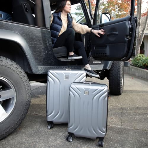 Skyway Nimbus 4.0 Expandable, Durable Hardside, 4 Wheel Spinner, Lightweight Suitcase, Unisex, Stylish, Shiny Silver, Checked-Large 28-Inch
