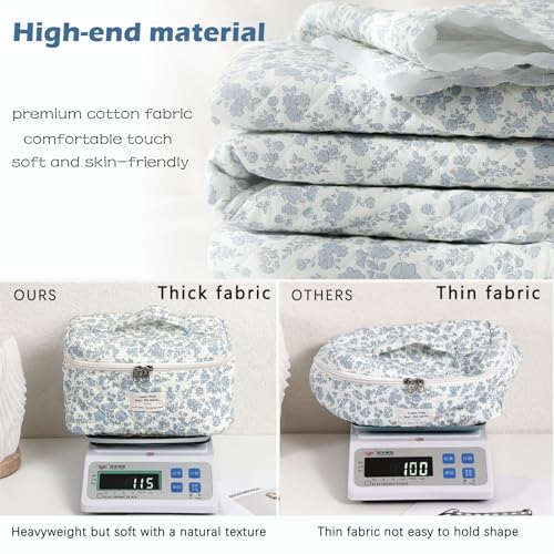 uekeboag Large Travel Quilted Makeup Bag for Women, Floral Cotton Cosmetic Bag, Coquette Aesthetic Floral Toiletry Organizer Bag (01Lithtblue-flower)