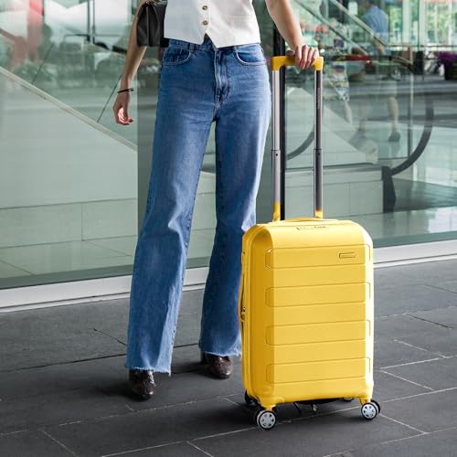 Traveler's Choice Pagosa Hardshell Expandable Luggage with Spinner Wheels, Yellow, 2-Piece Set (22/27)