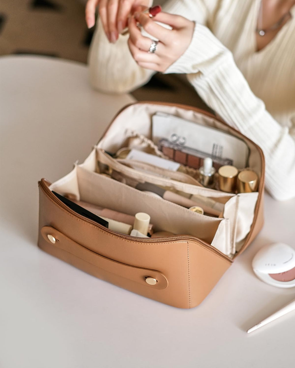 EACHY Travel Makeup Bag, Large Capacity Cosmetic Bags for Women, Waterproof Portable Open Flat Toiletry Bag Make up Bag with Divider and Handle, Gifts for Women (Brown, Large)