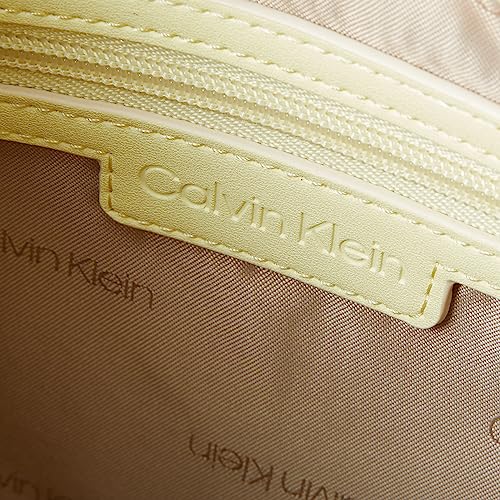 Calvin Klein Willow Messenger Crossbody