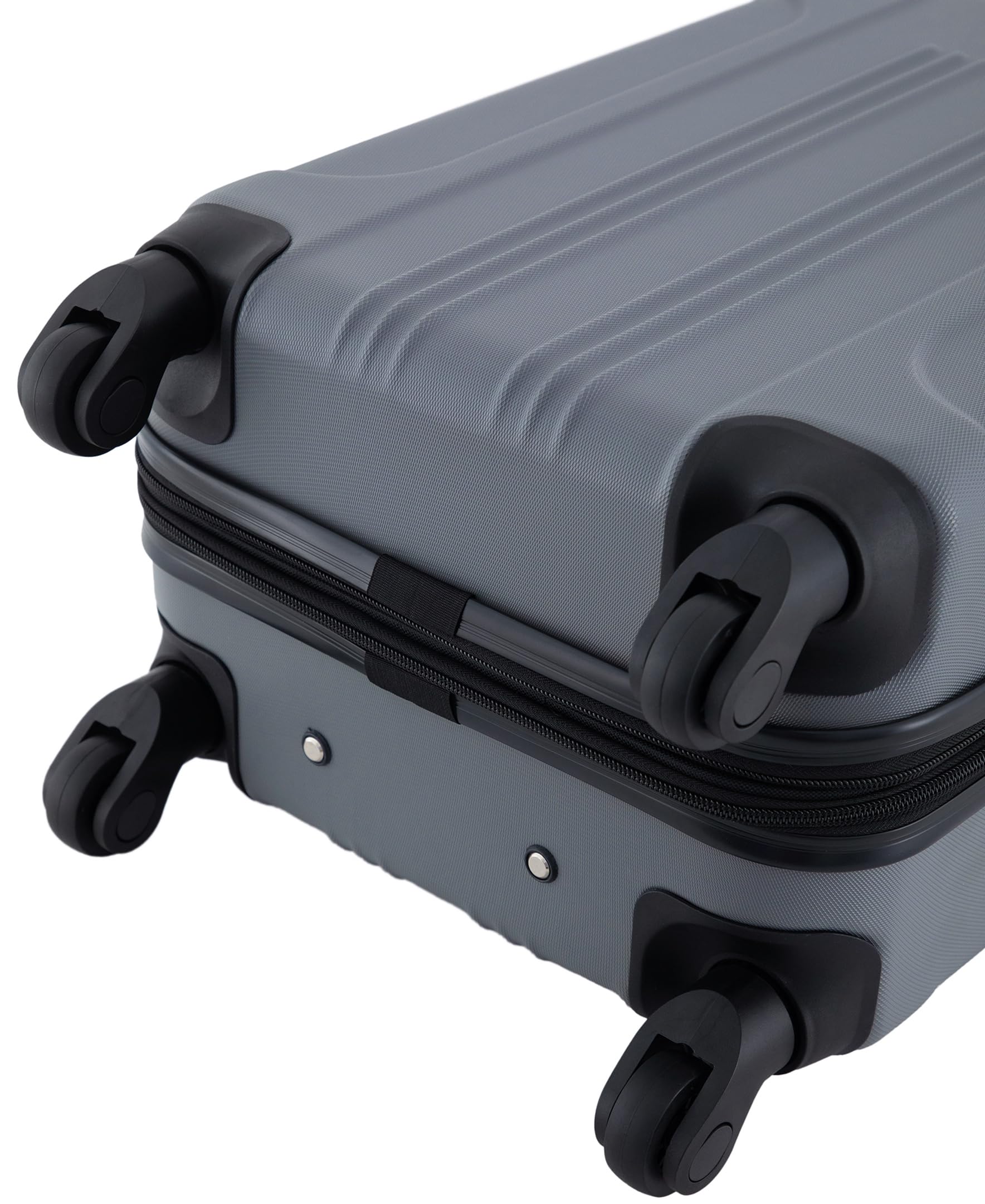 Travelers Club Chicago Hardside Expandable Spinner Luggage, Charcoal, 22" Carry-On
