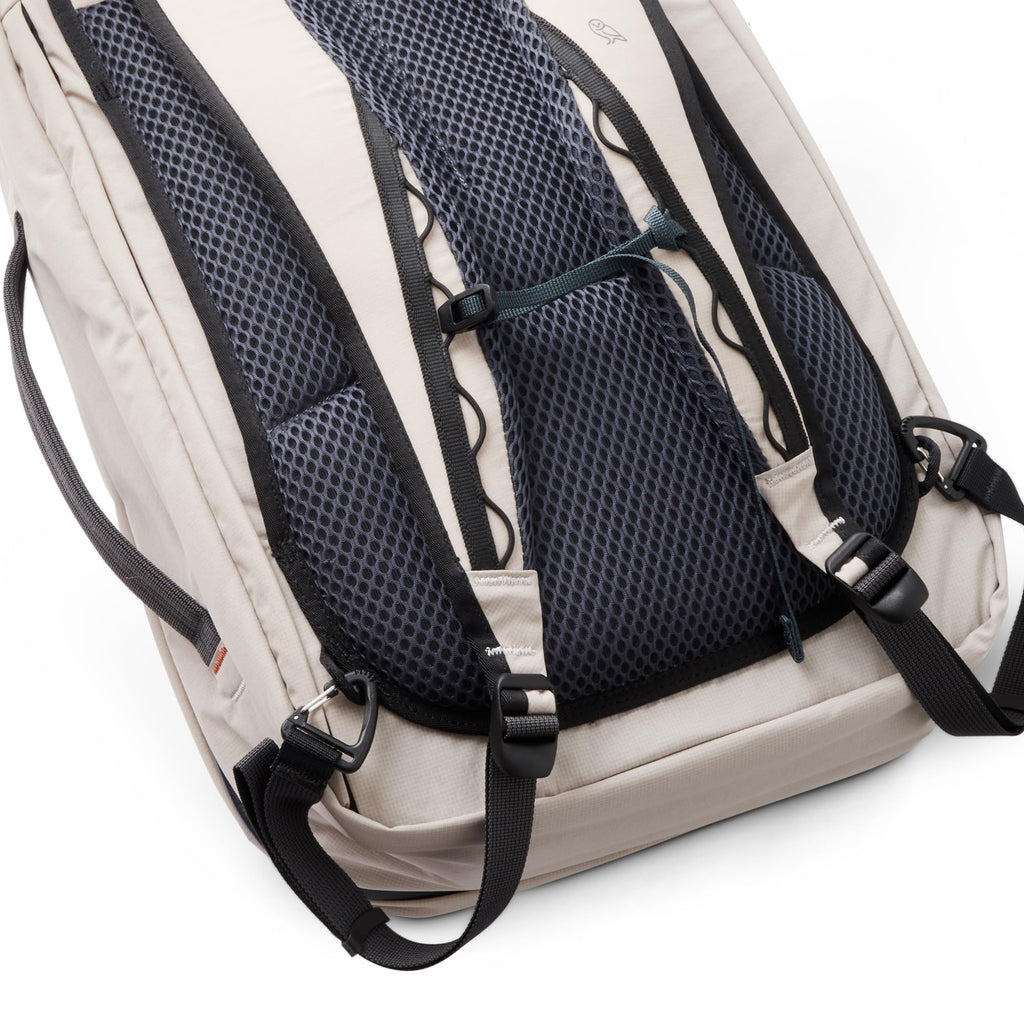Bellroy Lite Travel Pack 30L (carry-on backpack, travel backpack for international travelers, with laptop pocket, interior packing cells and tuck-away shoulder straps) - Ash