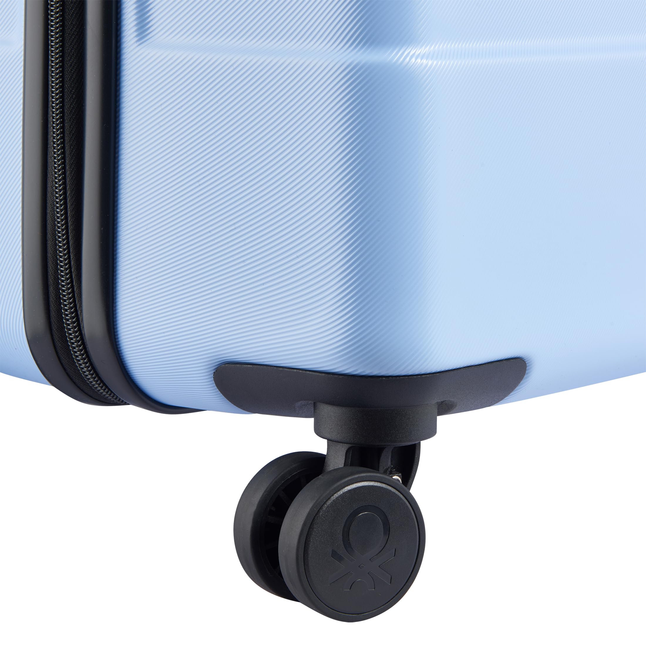 United Colors of Benetton Now! Hardside Luggage with Spinner Wheels, Light Blue, Checked-Large 27 Inch