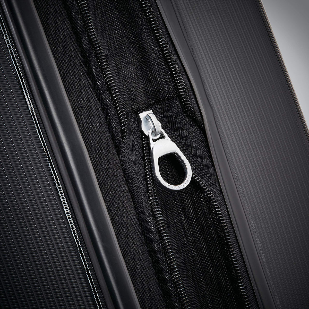 Samsonite Winfield 3 DLX Hardside Expandable Luggage with Spinners, Black, Carry-On 20-Inch