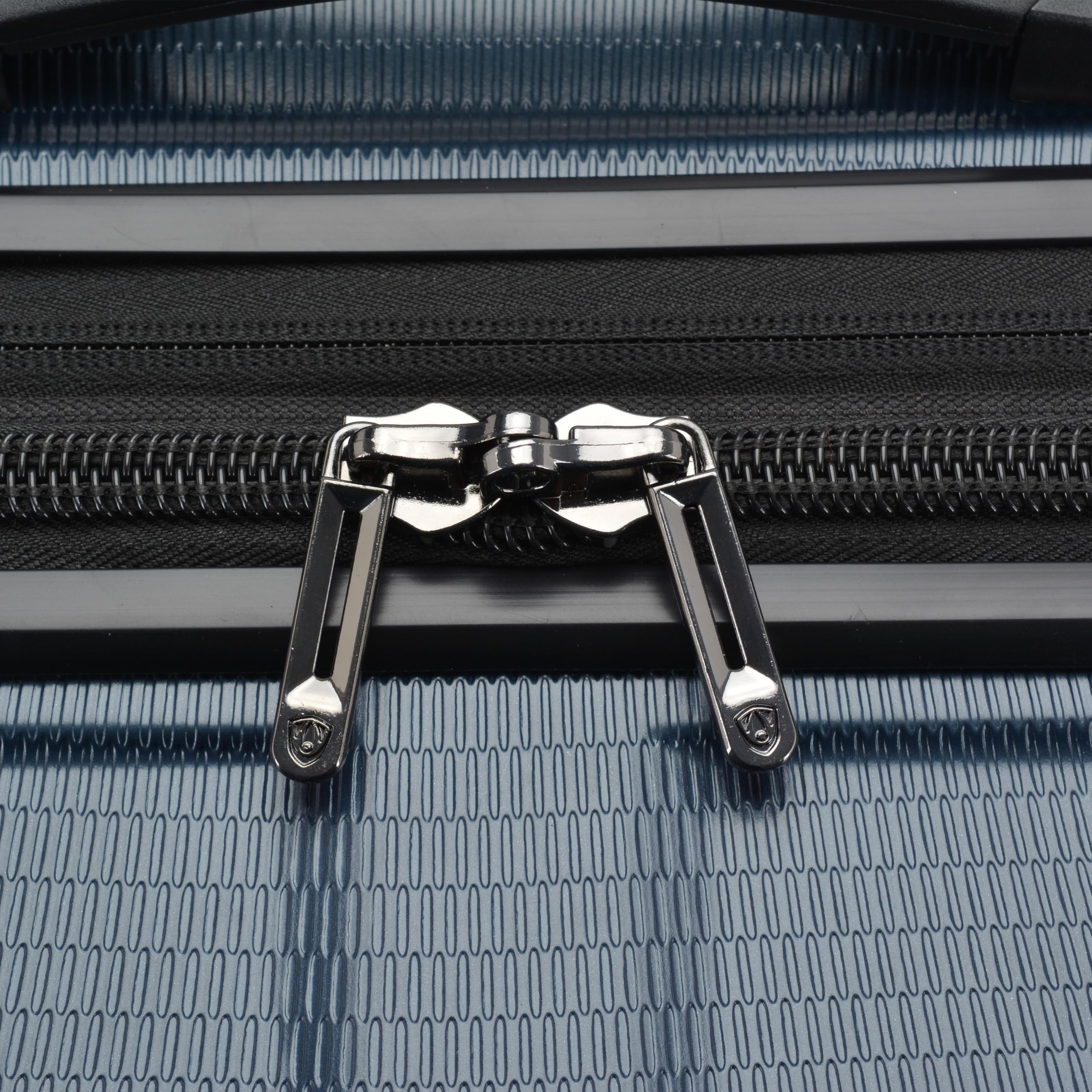 Traveler's Choice New London II Hardside Expandable Spinner Luggage, Navy, Checked-Large 29-Inch