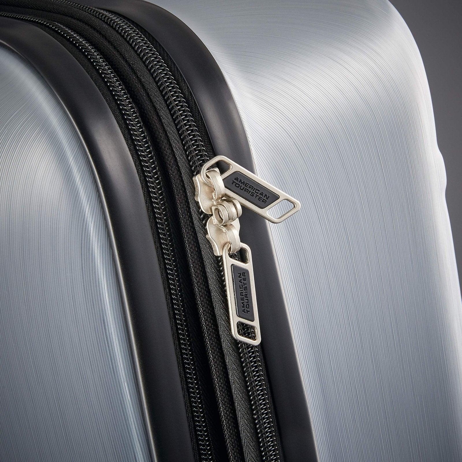 American Tourister Moonlight Hardside Expandable Luggage with Spinner Wheels, Silver, 3 - Piece Set (21/24/28)
