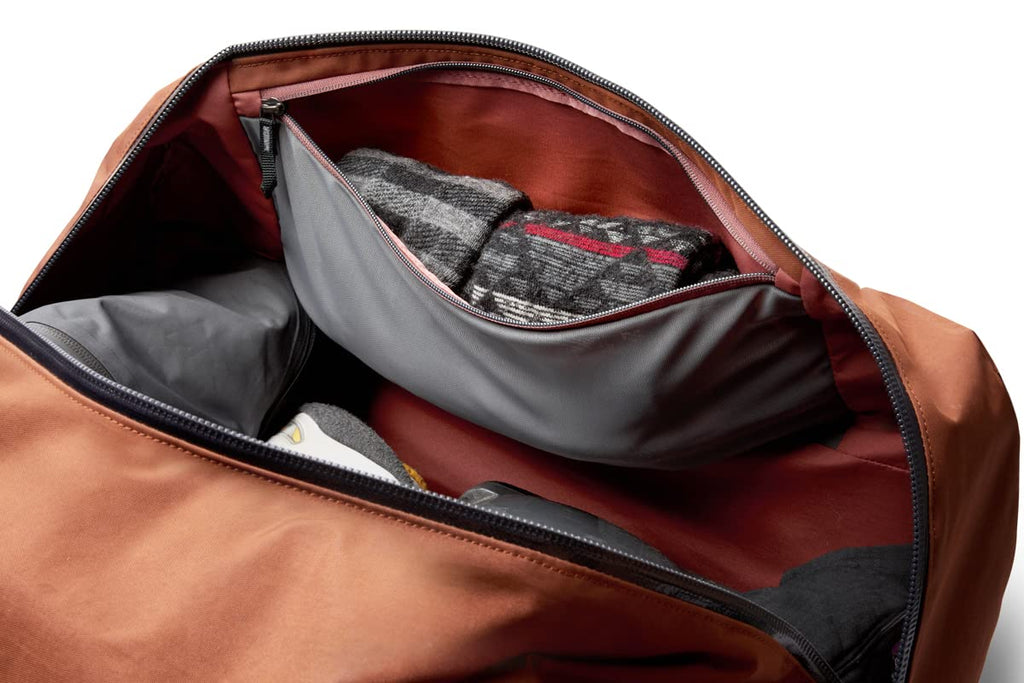 Bellroy Venture Duffel (55L weekend bag) - Bronze