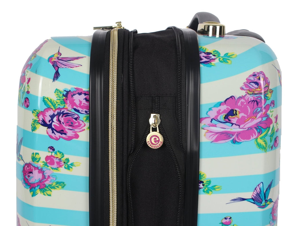 Betsey Johnson S. F. Hummingbird 30" Expandable Hardside Checked Spinner Luggage