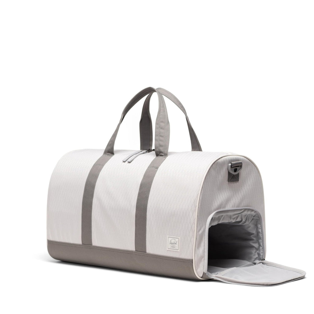 Herschel Supply Co. Unisex Novel Duffle, Vapor Diamond/Charcoal Gray, Standard - 43L