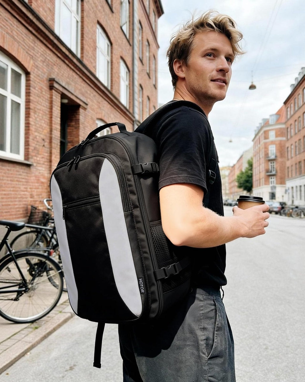 HOTOR Travel Backpack - TSA - Friendly Carry - On Backpack for Men & Women, Internal Luggage Straps & Waterproof Pocket, Perfect for Travel Essentials, Work, Commuting, 16.9" x 11.4" x 7.9", Black