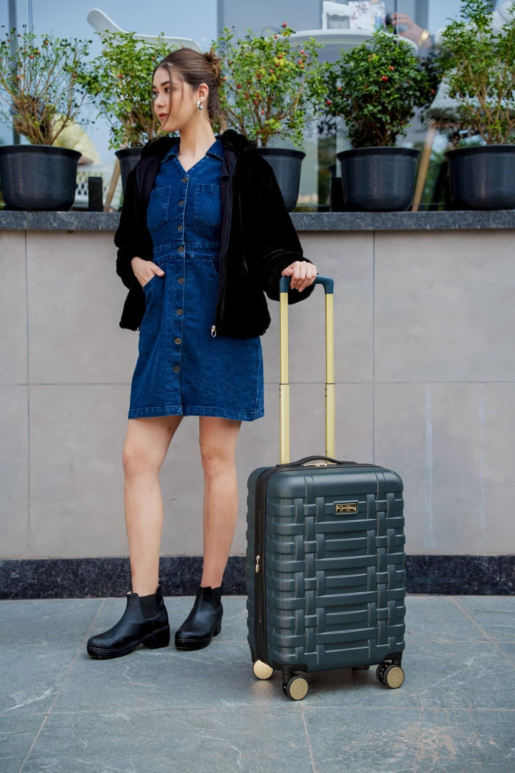 Jessica Simpson Taffeta 20"Expandable 8 - Wheel Spinner Carry On Luggage Suitcase, Magical Forest