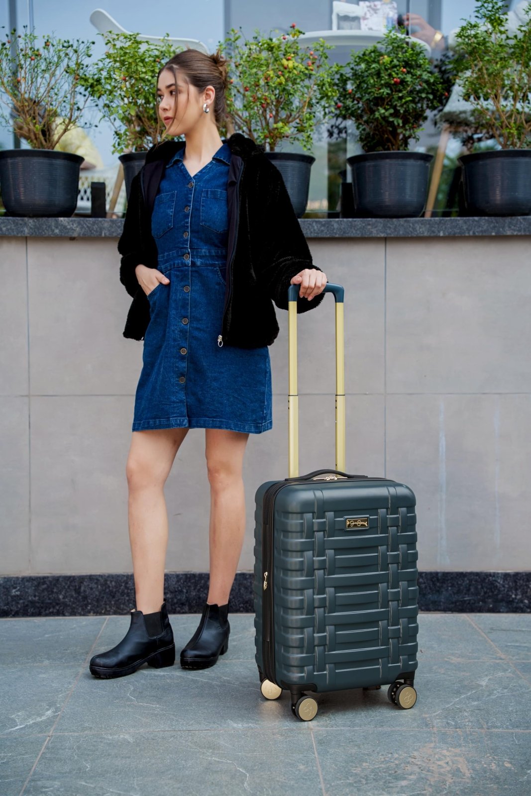 Jessica Simpson Taffeta 20"Expandable 8 - Wheel Spinner Carry On Luggage Suitcase, Magical Forest