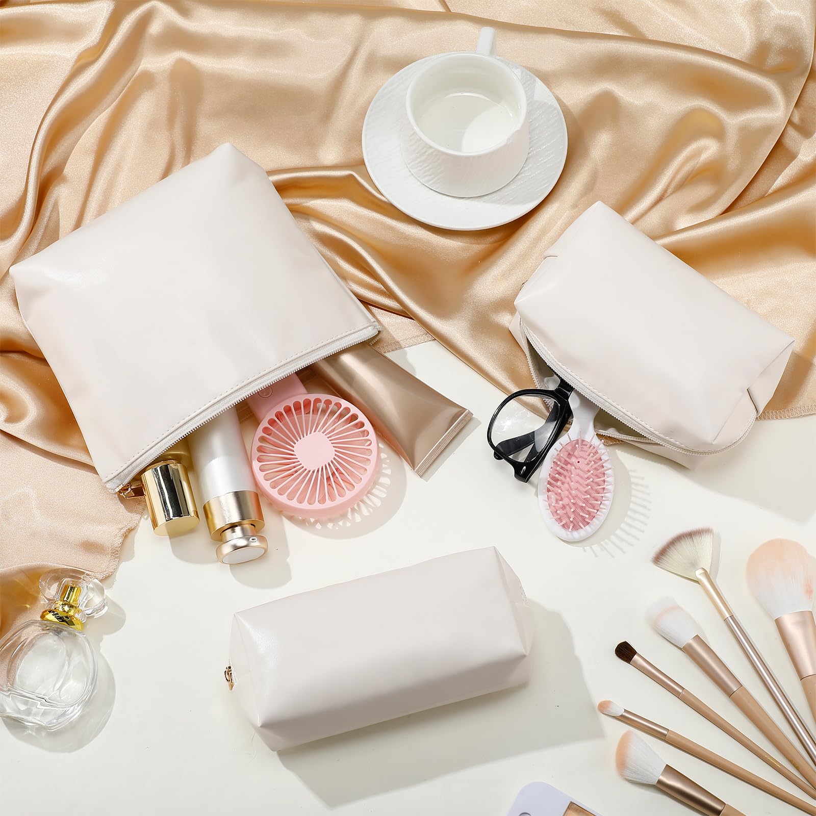 Kigeli 3 Piece Leather Makeup Bag Set Mothers Day Women Gifts PU Leather Bridesmaid Makeup Toiletry Bag Cosmetic Pouch Small Aesthetic Travel Purse for Bridesmaid Wedding Birthday Gifts(Beige)