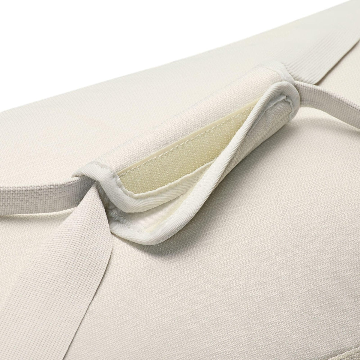 Nike Brasilia Duffel (Medium), Light Bone/Black/Black, MISC