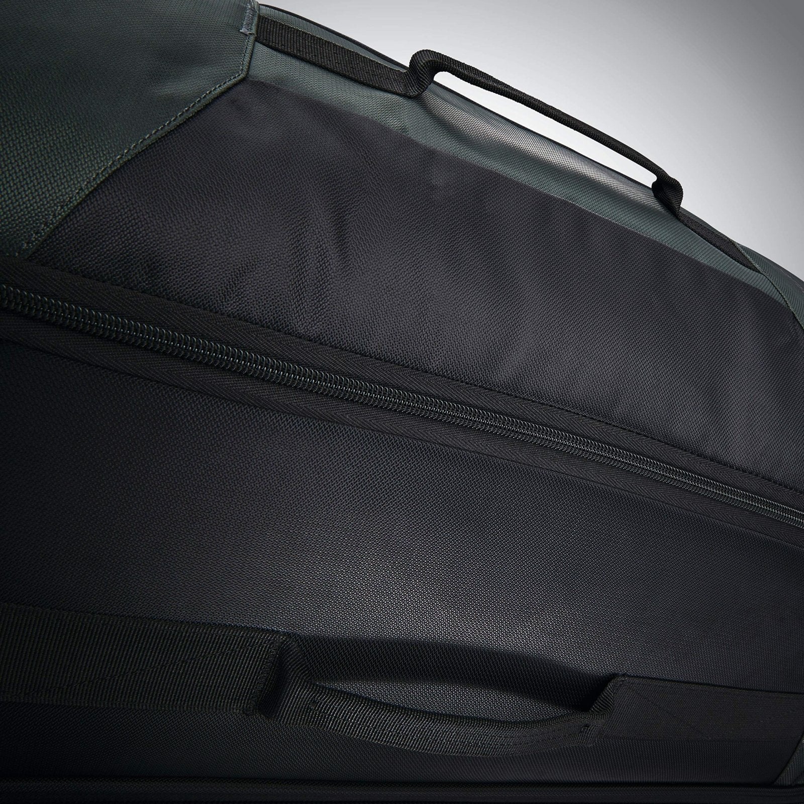 Samsonite Andante 2 Wheeled Duffel Bag – 22 - Inch Durable Rolling Luggage with Inline Skate Wheels, Push - Button Handle & Spacious Compartments – Travel - Friendly and Lightweight - Moss Green/Black