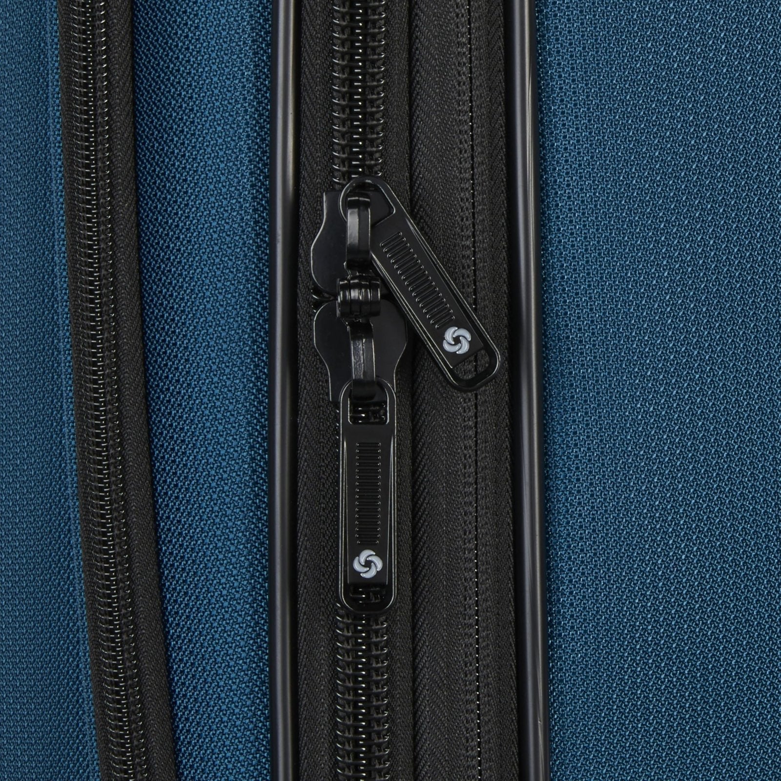 Samsonite Ascella 4 Large Checked Suitcase - Cerulean Blue