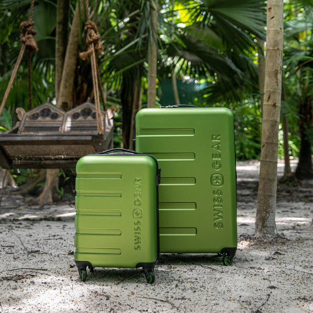 SwissGear 7366 Signature Hardside Expandable Luggage with Spinner Wheels, TSA Lock, Cup - Holder, Green, 3 - Piece Set (19/23/27)