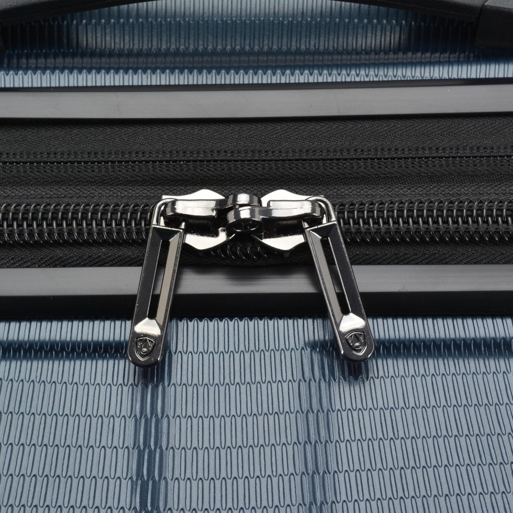 Traveler's Choice New London II Hardside Expandable Spinner Luggage, Navy, Carry - on 22 - Inch