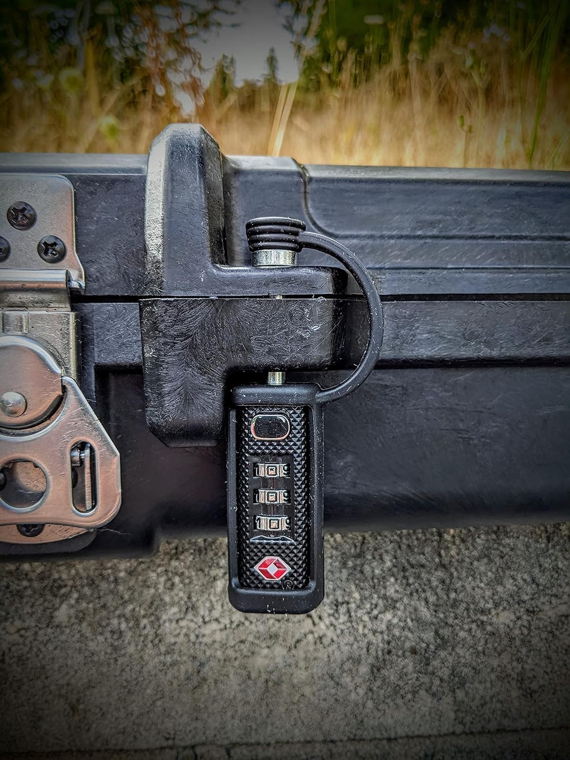 TSA Approved Tactical Gun Case Lock - Protective Rubber Sleeve & Cut - Resistant MonoShaft - Secure Single Shaft Padlock for Guns Luggage Rifles Pistols & Revolver Cases - Child Safe