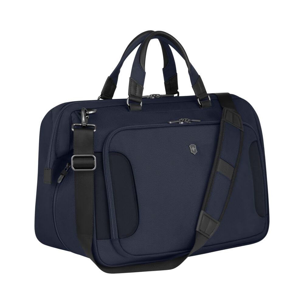 Victorinox Werks Traveler 7.0, Weekender, Bag with 14'' Laptop and 11'' Tablet Compartment, Navy Blue