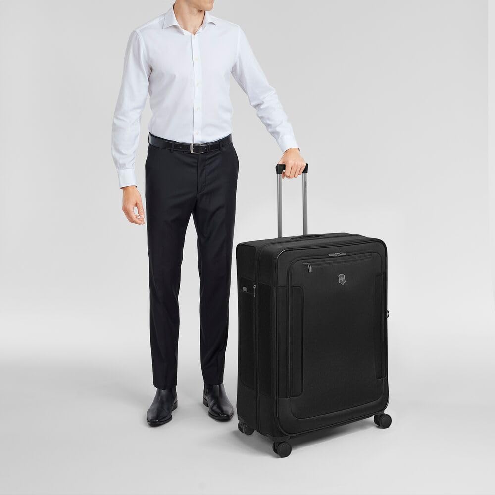 VictorinoxWerks Traveler 7.0, Extra Large Case, 8 - Wheel Softside Expandable Travel Case, Black